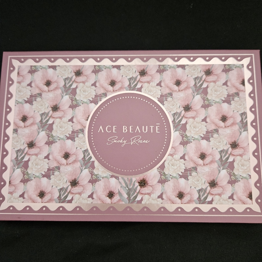 Ace Beautē Smoky Roses Palette